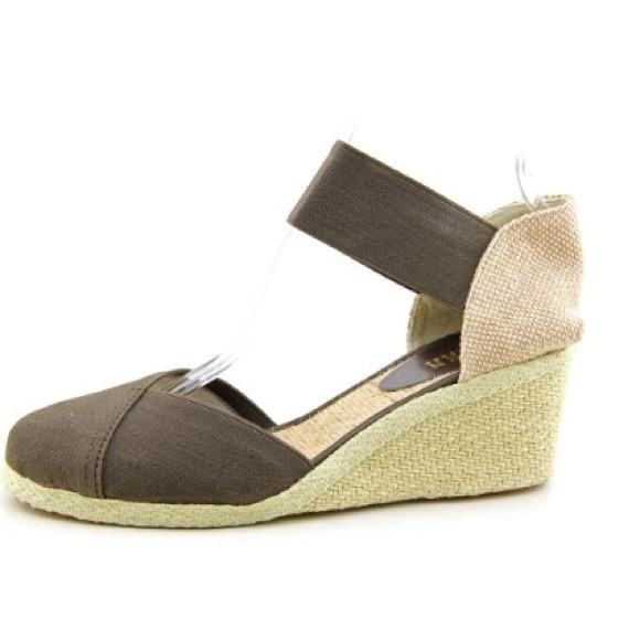 Ralph Lauren "Charla" Wedges 9