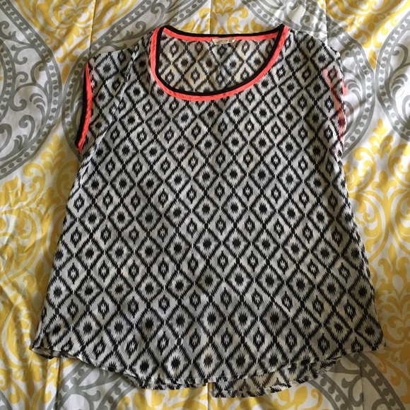 Short Sleeve Top