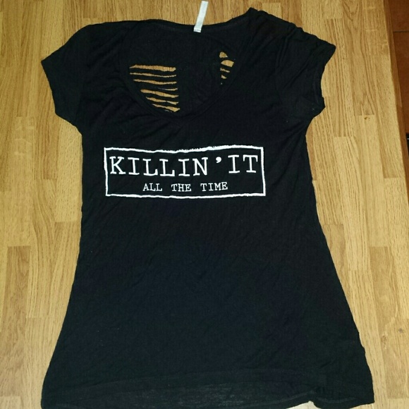 Graphic style ripped tee