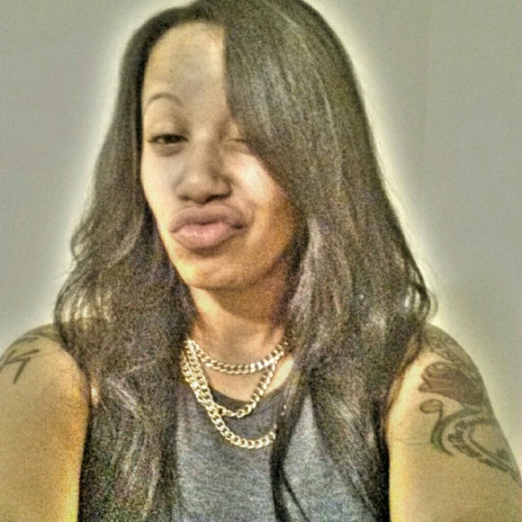 Meet your Posher, Kay - Picture 1 of 1