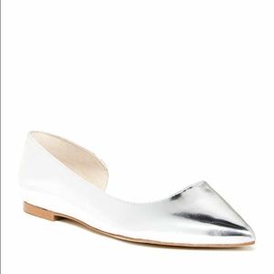 CCO SALE BCBGeneration Silver Pointed Flats