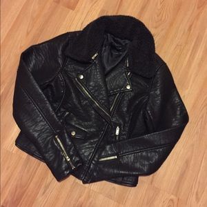 Black leather jacket (obey)