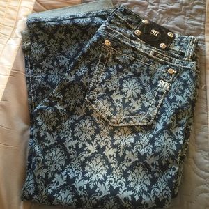 Miss me printed capris size 30