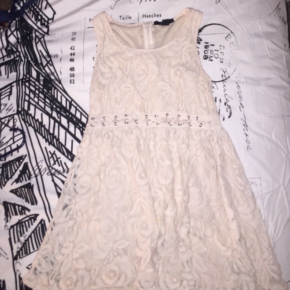 Forever 21 Lace Floral Dress