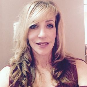 Meet your Posher, Joann