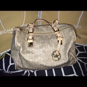 Michael Purse satchel purse