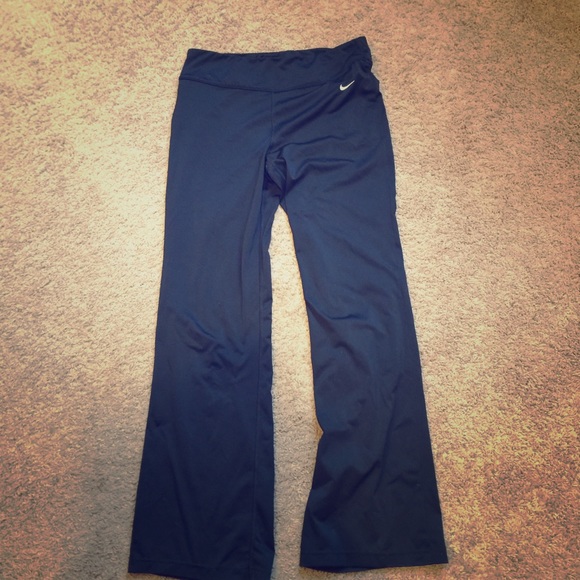 Nike loose fit pants