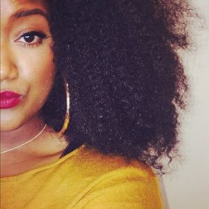 Meet your Posher, Jasmine