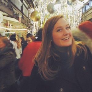 Meet your Posher, Lauren