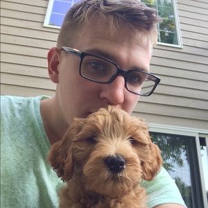 Meet your Posher, Adam