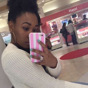 Meet your Posher, Amber