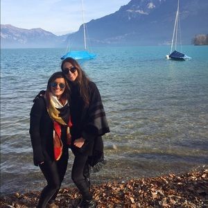 Meet your Posher, Julia