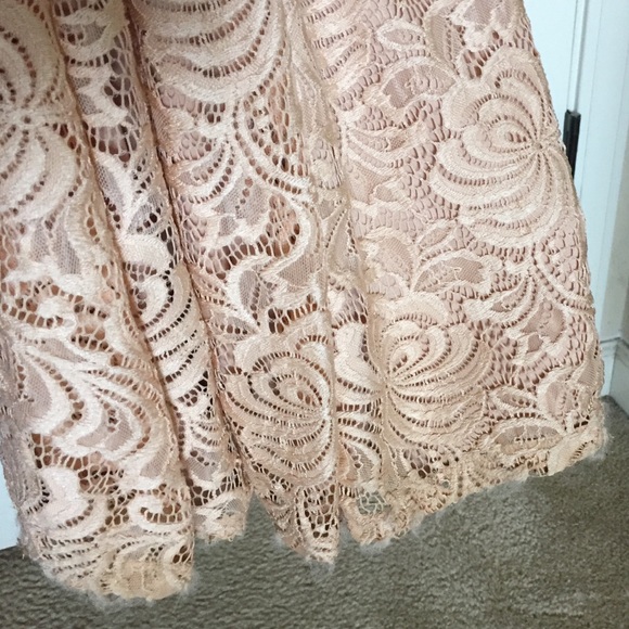 Macy's Lace Formal Dress - Picture 4 of 4