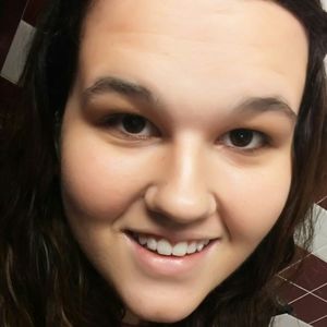 Meet your Posher, Desiree