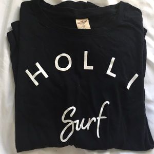 quarter length navy blue sleeved hollister shirt