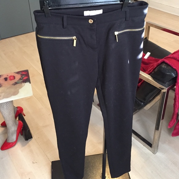 Black Michael Kors skinny pants /gold accent - Picture 1 of 3