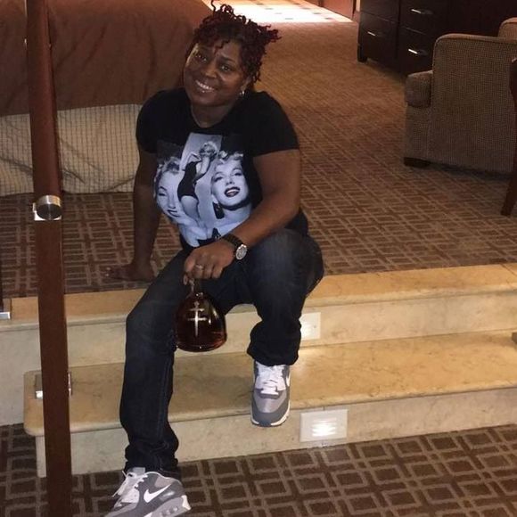 Meet your Posher, Marketta - Picture 1 of 1