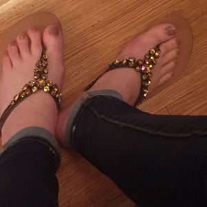 Super comfy Yellow Box Flip flops.