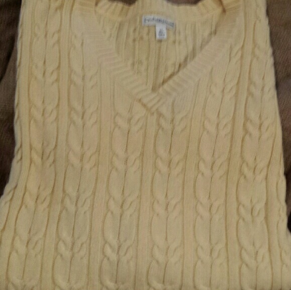 Croft and Barrow womens sweater