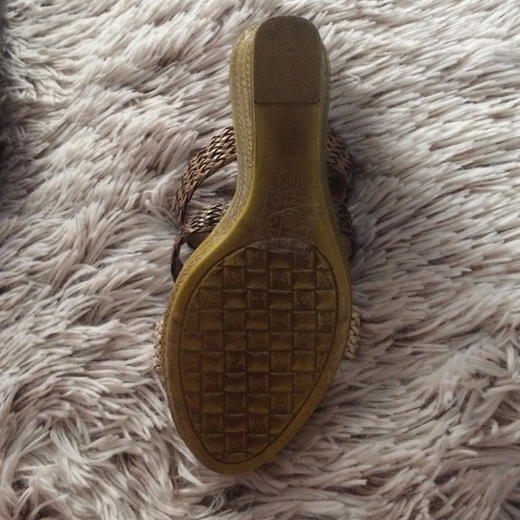 Wedges - Picture 3 of 4