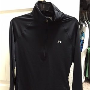 Semi fitted Under Armour long sleeve shirt