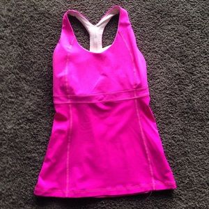 Lululemon top
