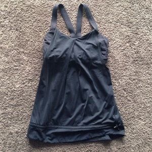 Lululemon top