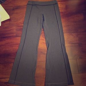 lululemon low rise yoga pants