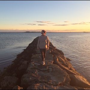 Meet your Posher, Olivia