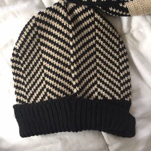 Scarf, hat, and hand warmer set