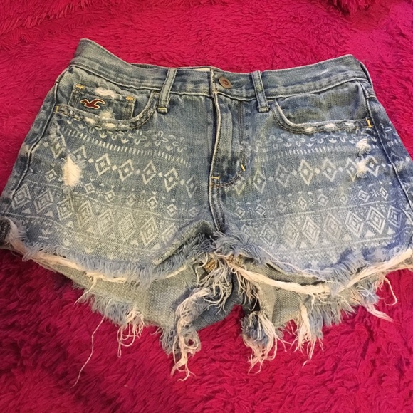 High Waisted Hollister shorts