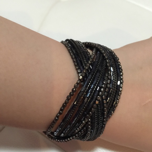 Breaded bangle