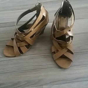 Open toe wedge sandal