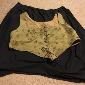 Renaissance Wench Outfit. Worn at 28/30.