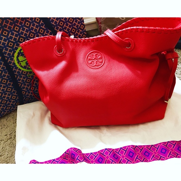 ❤️ Tory burch tote