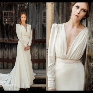 Ivory wedding dress with short train.