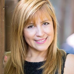 Meet your Posher, Roxana