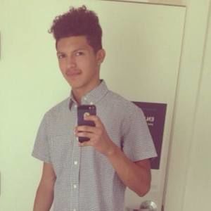 Meet your Posher, Dennis