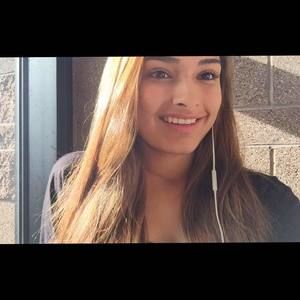 Meet your Posher, Demi