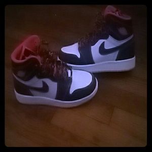 Tasmanian devil (Taz) Jordan 1s