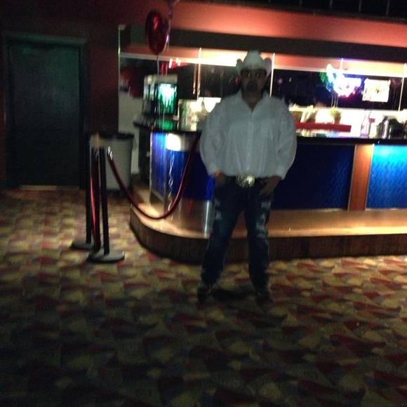 Meet your Posher, Cecil - Picture 1 of 1