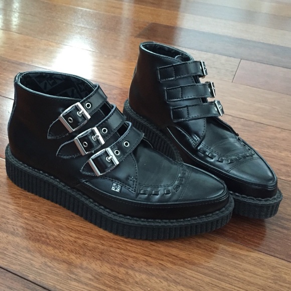 TUK 100% leather creeper