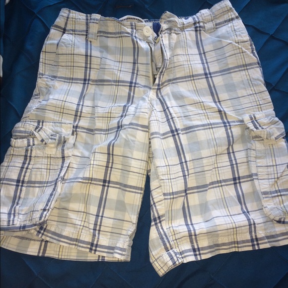 Mens Size 28 Aeropostale shorts