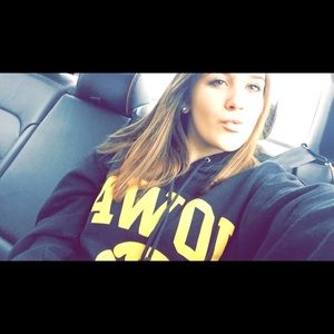 Meet your Posher, Maddie