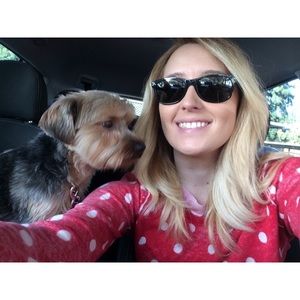 Meet your Posher, Jennifer