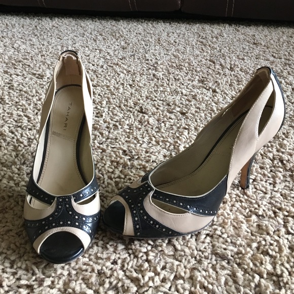 Tahari Shoes - Tahari heels