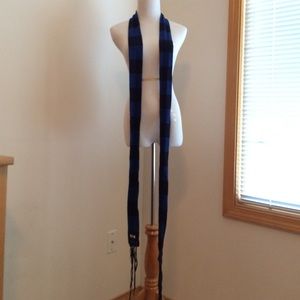 Like-New Converse Scarf