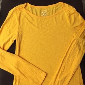 Long sleeved tee