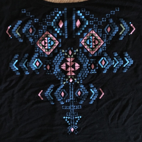 Cute black comfy crop too🙂 - Picture 2 of 2