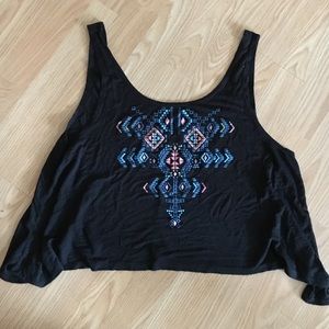 Cute black comfy crop too🙂